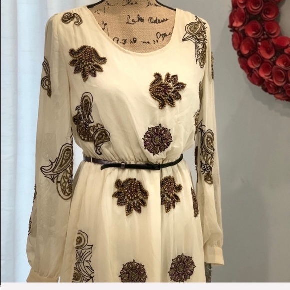 Tahari white beaded long sleeve dress size XS - Picture 4 of 8